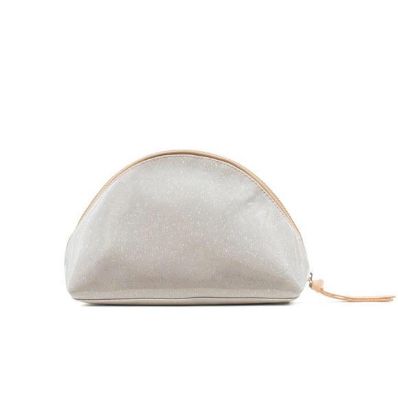 Consuela 🌵 Large Cosmetic bag in Plata Glitz - Picture 5 of 5